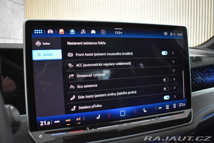 Volkswagen Passat 2.0 TDI R-LINE*TAŽNÉ*ZÁRU 2024