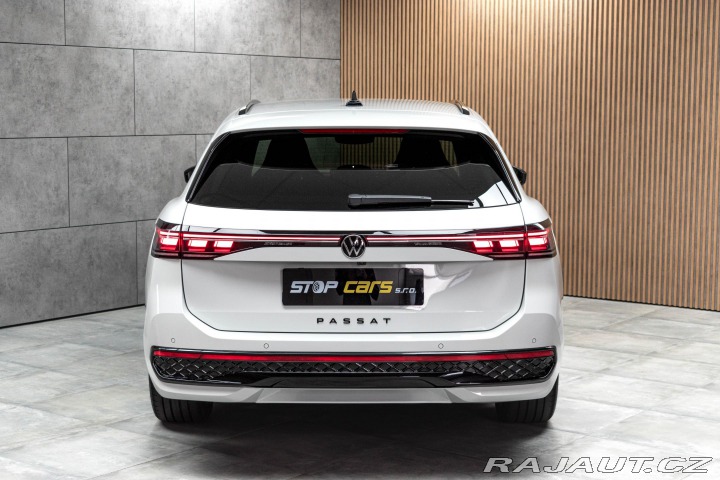 Volkswagen Passat 2.0 TDI R-LINE*TAŽNÉ*ZÁRU 2024