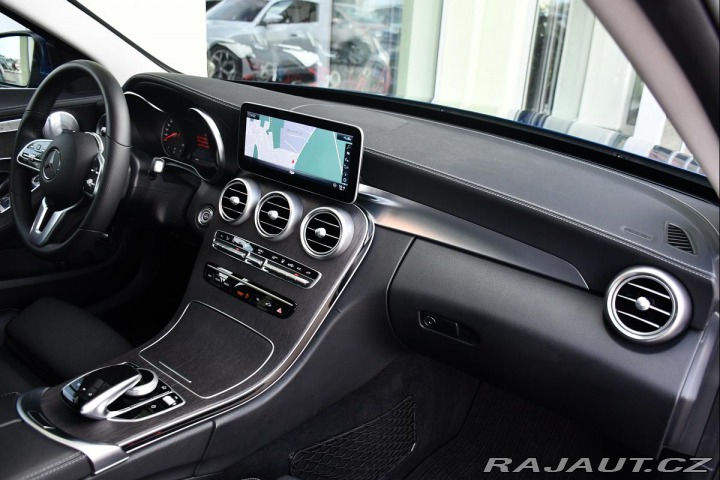 Mercedes-Benz C 300de HUD VZDUCH KERAMIKA 2019