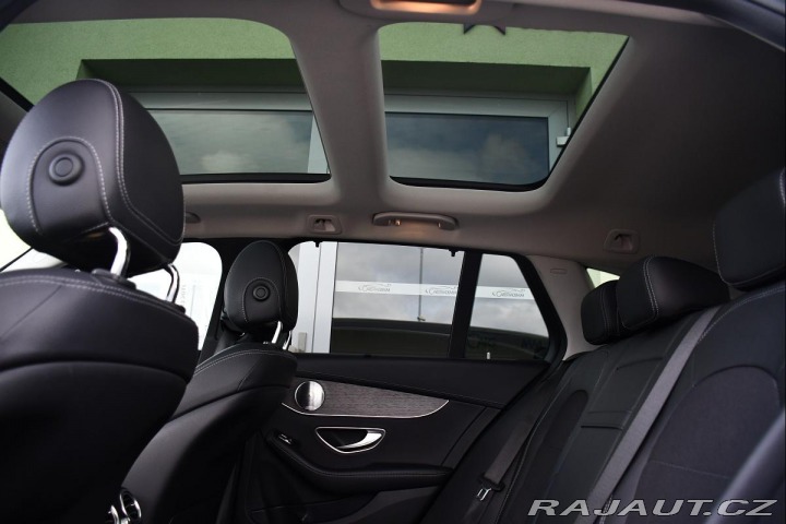 Mercedes-Benz C 300de HUD VZDUCH KERAMIKA 2019