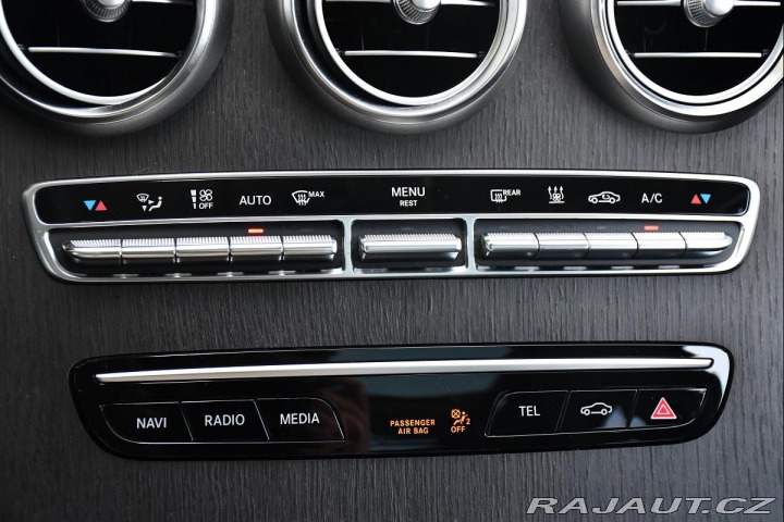 Mercedes-Benz C 300de HUD VZDUCH KERAMIKA 2019