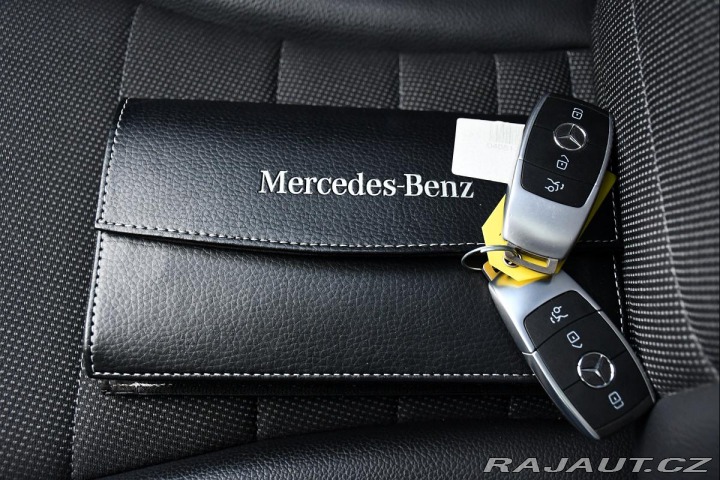 Mercedes-Benz C 300de HUD VZDUCH KERAMIKA 2019