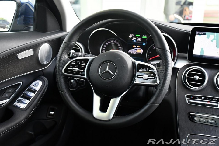 Mercedes-Benz C 300de HUD VZDUCH KERAMIKA 2019