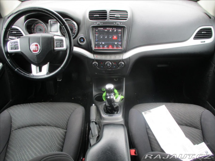 Fiat Freemont 2,0 CRDi 103kw 7míst bez 2012