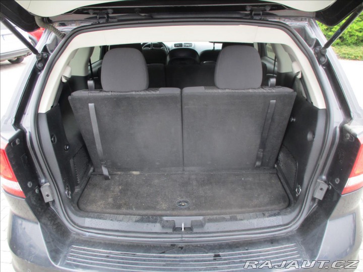 Fiat Freemont 2,0 CRDi 103kw 7míst bez 2012