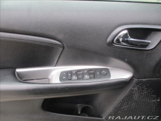 Fiat Freemont 2,0 CRDi 103kw 7míst bez 2012