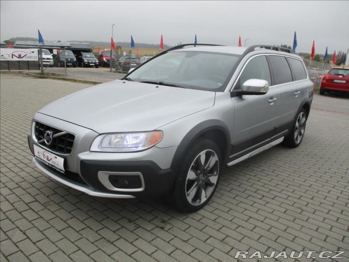 Volvo XC70 2,4 D5 AWD MANUAL CROSSCO 2010