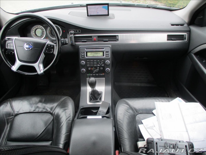 Volvo XC70 2,4 D5 AWD MANUAL CROSSCO 2010