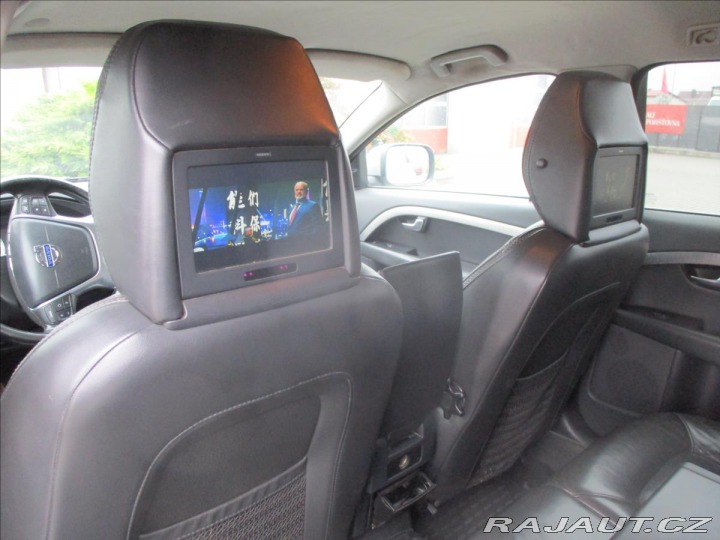 Volvo XC70 2,4 D5 AWD MANUAL CROSSCO 2010