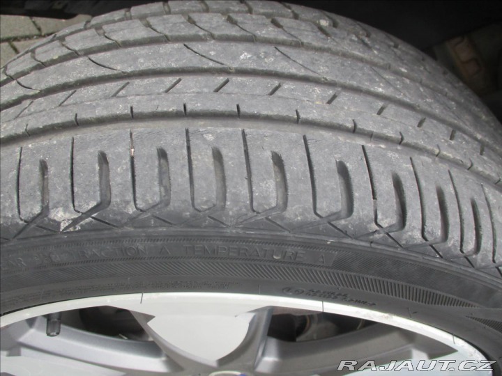 Volvo XC70 2,4 D5 AWD MANUAL CROSSCO 2010