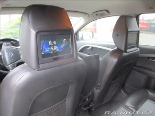 Volvo XC70 2,4 D5 AWD MANUAL CROSSCO 2010
