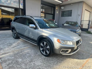 Volvo XC70 2,4 D5 AWD MANUAL CROSSCO 2010