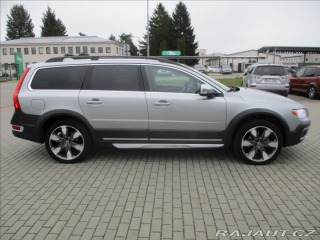 Volvo XC70 2,4 D5 AWD MANUAL CROSSCO 2010