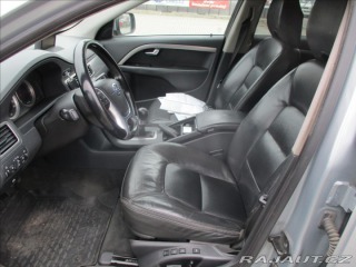 Volvo XC70 2,4 D5 AWD MANUAL CROSSCO 2010