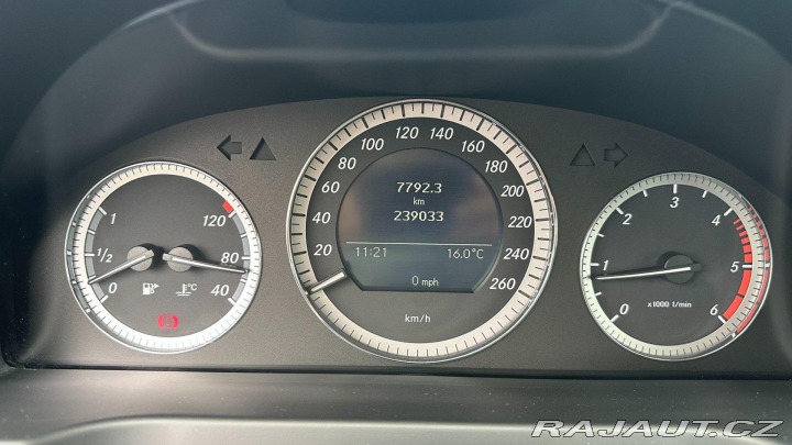 Mercedes-Benz C C200CDI 100kW REZERVOVANO 2009