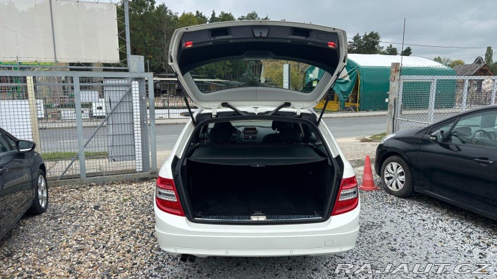 Mercedes-Benz C C200CDI 100kW REZERVOVANO 2009
