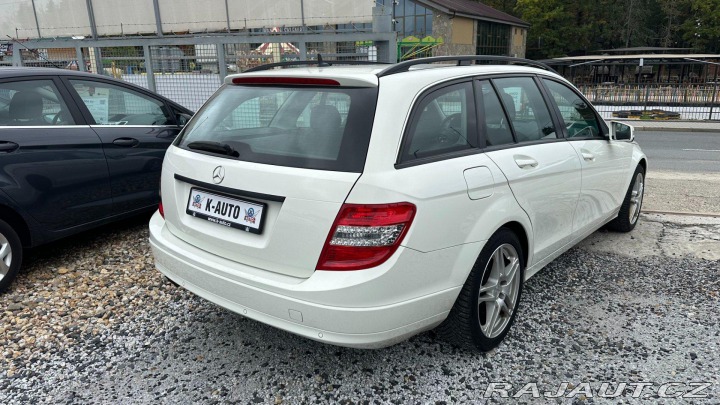 Mercedes-Benz C C200CDI 100kW *ALU*NAVI*P 2009