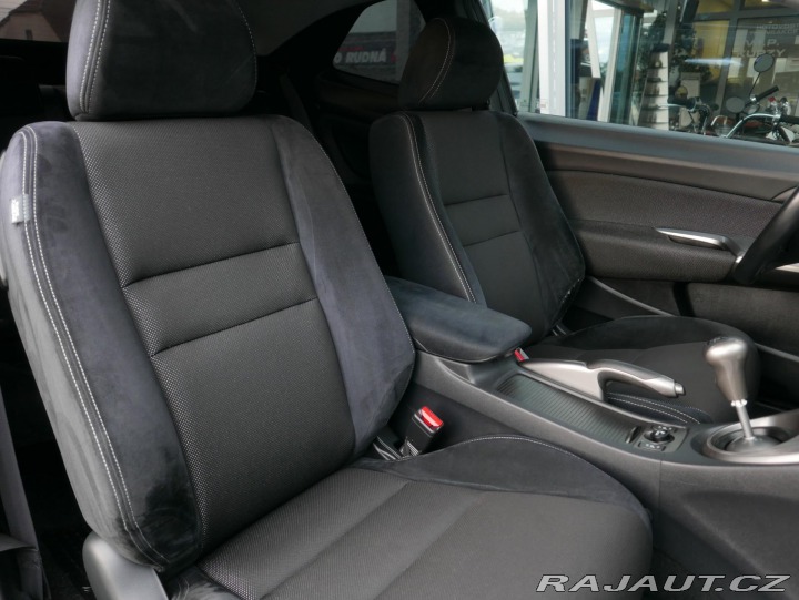 Honda Civic 1,4i-VTEC 73kW REZERVACE 2009