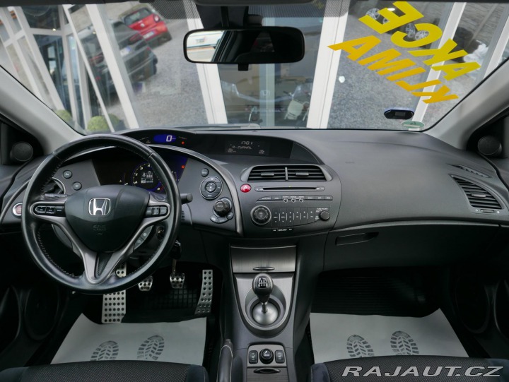 Honda Civic 1,4i-VTEC 73kW REZERVACE 2009