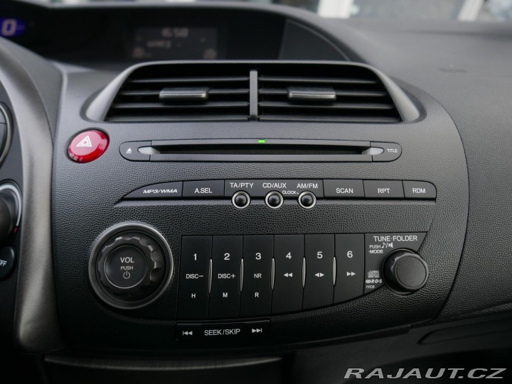 Honda Civic 1,4i-VTEC 73kW REZERVACE 2009