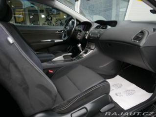 Honda Civic 1,4i-VTEC 73kW 2009