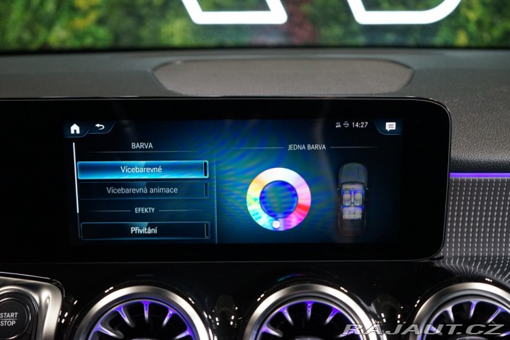 Mercedes-Benz EQB 300*4M*PANO*CAMERA*CZ*LED 2024
