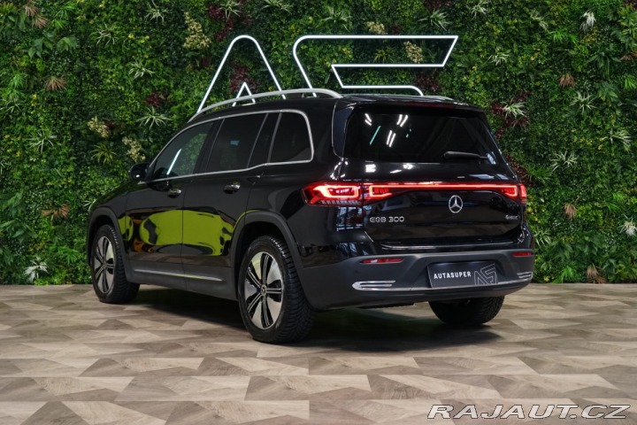 Mercedes-Benz EQB 300*4M*PANO*CAMERA*CZ*LED 2024