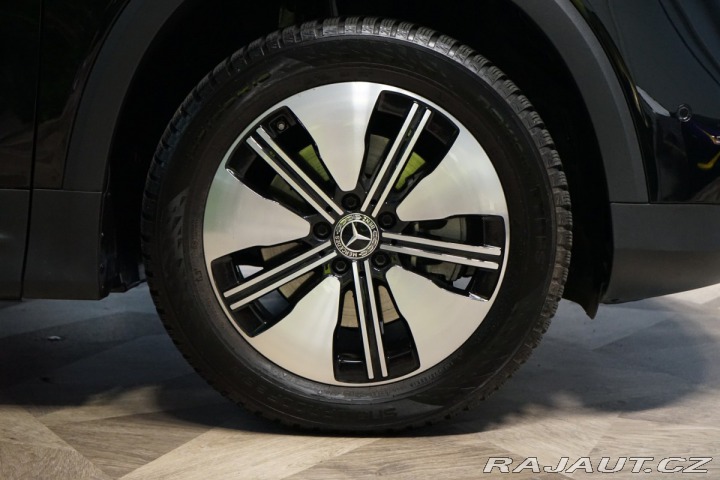 Mercedes-Benz EQB 300*4M*PANO*CAMERA*CZ*LED 2024