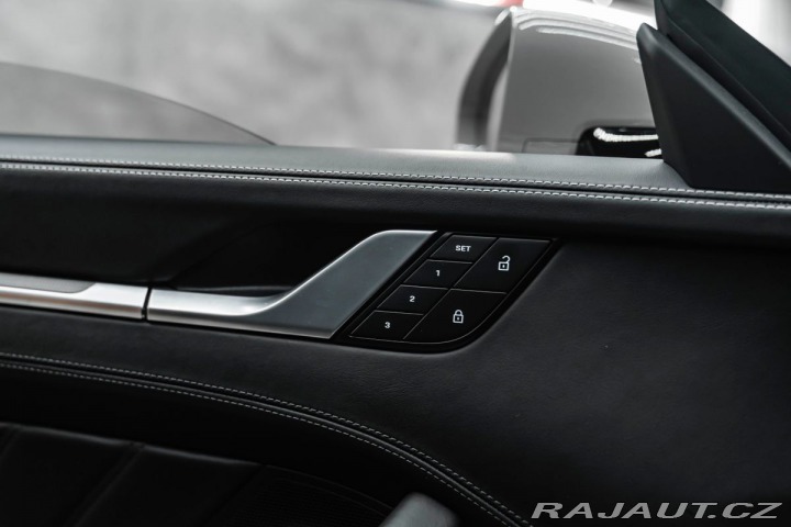 Porsche 911 Turbo S, Aerokit, Bose, L 1800