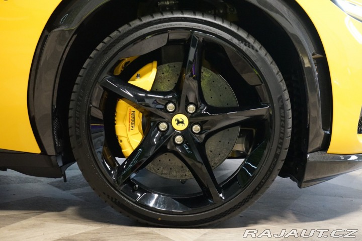 Ferrari Purosangue CARBON*LIFT*GIALLO MODENA 2025