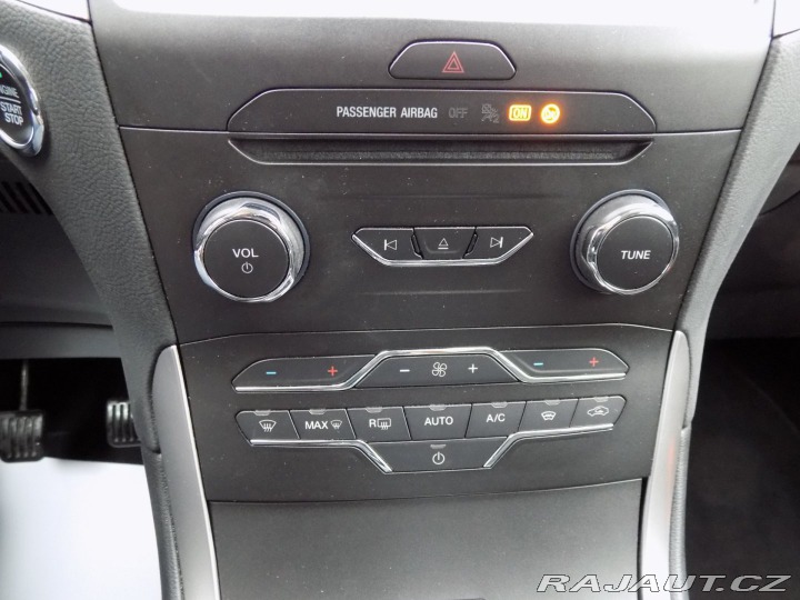 Ford S-MAX 2.0TDCi/NAVI/7.Míst/LED/ 2021