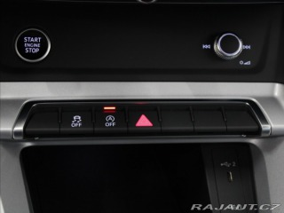 Audi Q3 2,0 TDi AT S-Line BEZKLÍČ 2023