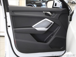 Audi Q3 2,0 TDi AT S-Line BEZKLÍČ 2023