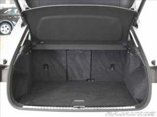 Audi Q3 2,0 TDi AT S-Line BEZKLÍČ 2023