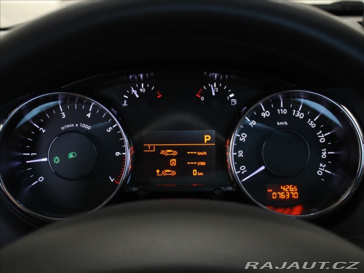 Peugeot 5008 1,6 THP 115kW AT Pano. 76 2012