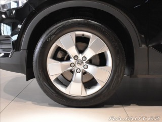 Volvo XC40 2,0 D4 AWD Momentum pro B 2019