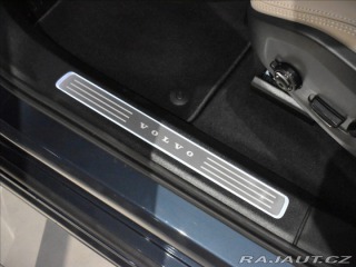 Volvo XC90 2,0 T8  Ultra Bright 2025