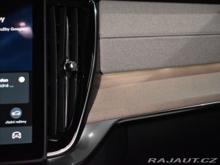 Volvo XC90 2,0 T8  Ultra Bright 2025