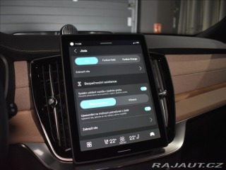 Volvo XC90 2,0 T8  Ultra Bright 2025