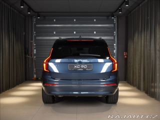 Volvo XC90 2,0 T8  Ultra Bright 2025