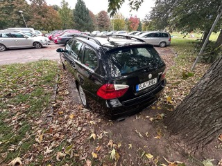 BMW 3 i 105 kW rok 2008 E91