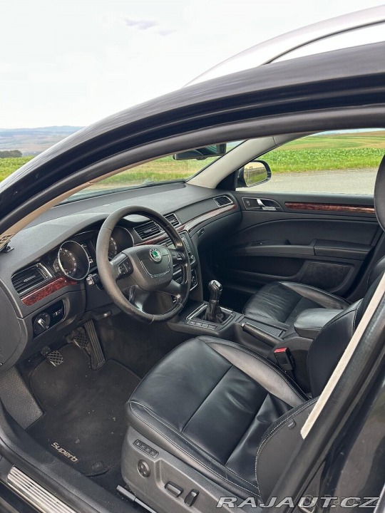 Škoda Superb 2,0   TDi, 103 kw,combi r 2010