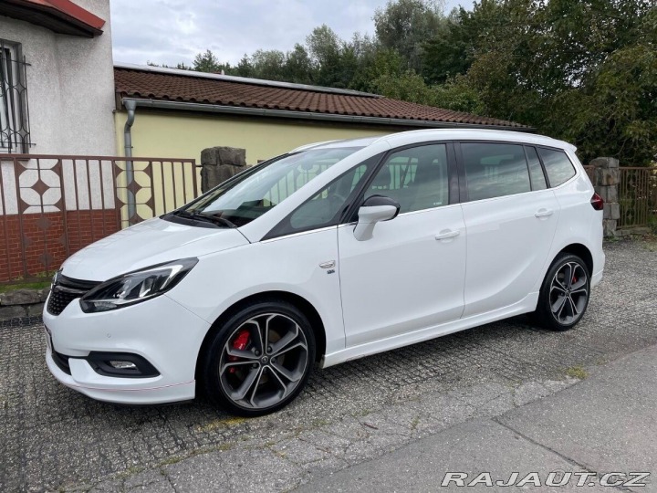 Opel Zafira 1,4 7 míst, Benzín/LPG 2017
