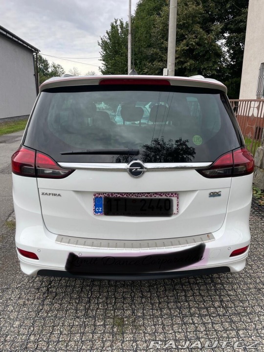 Opel Zafira 1,4 7 míst, Benzín/LPG 2017