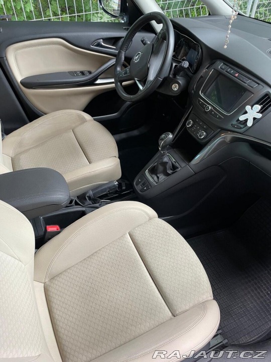Opel Zafira 1,4 7 míst, Benzín/LPG 2017