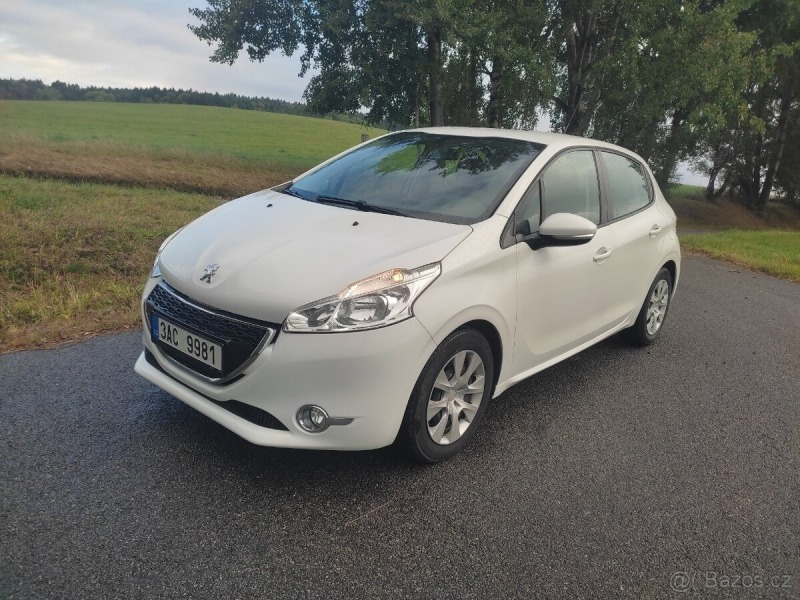 Peugeot 208 1,4   kaja.fik@seznam.cz