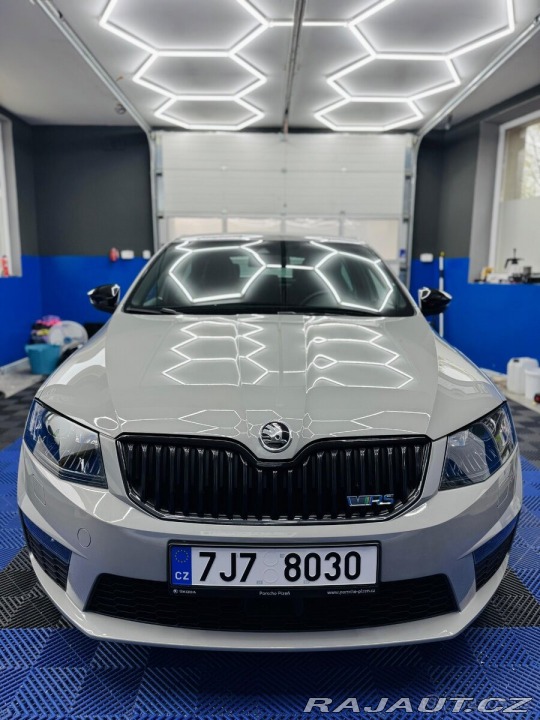 Škoda Octavia 2,0   TDI 135 kW DSG – to 1800