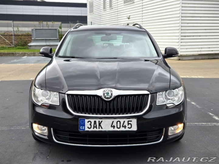 Škoda Superb 2,0 TDi 103kW DSG, 2012 2012