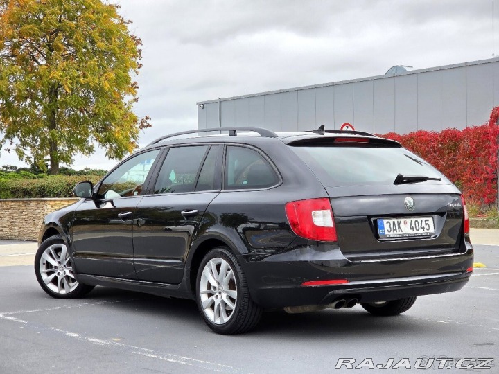 Škoda Superb 2,0 TDi 103kW DSG, 2012 2012