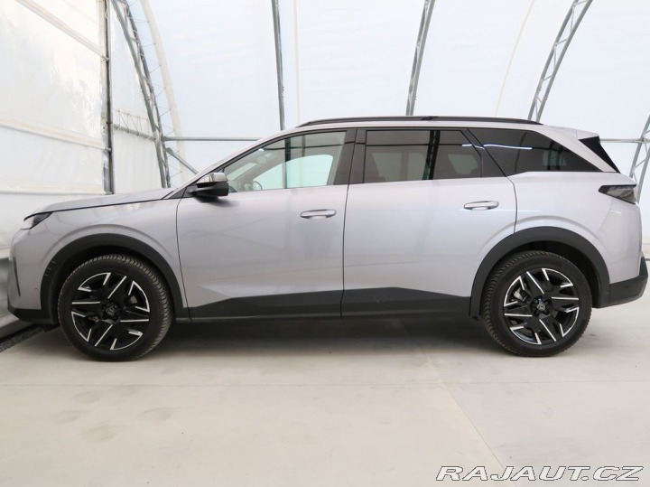 Peugeot 5008 1.2HYBRID,CZ,ALLURE,e-DCS 2025